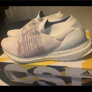 Ultra boost laceless shoes